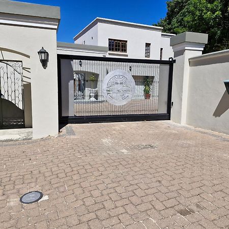 The Botanical House Lägenhet Somerset West Exteriör bild