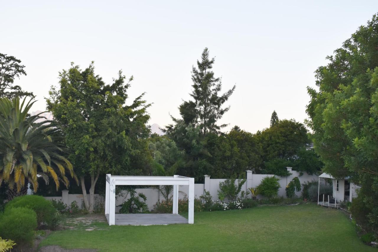 The Botanical House Lägenhet Somerset West Exteriör bild